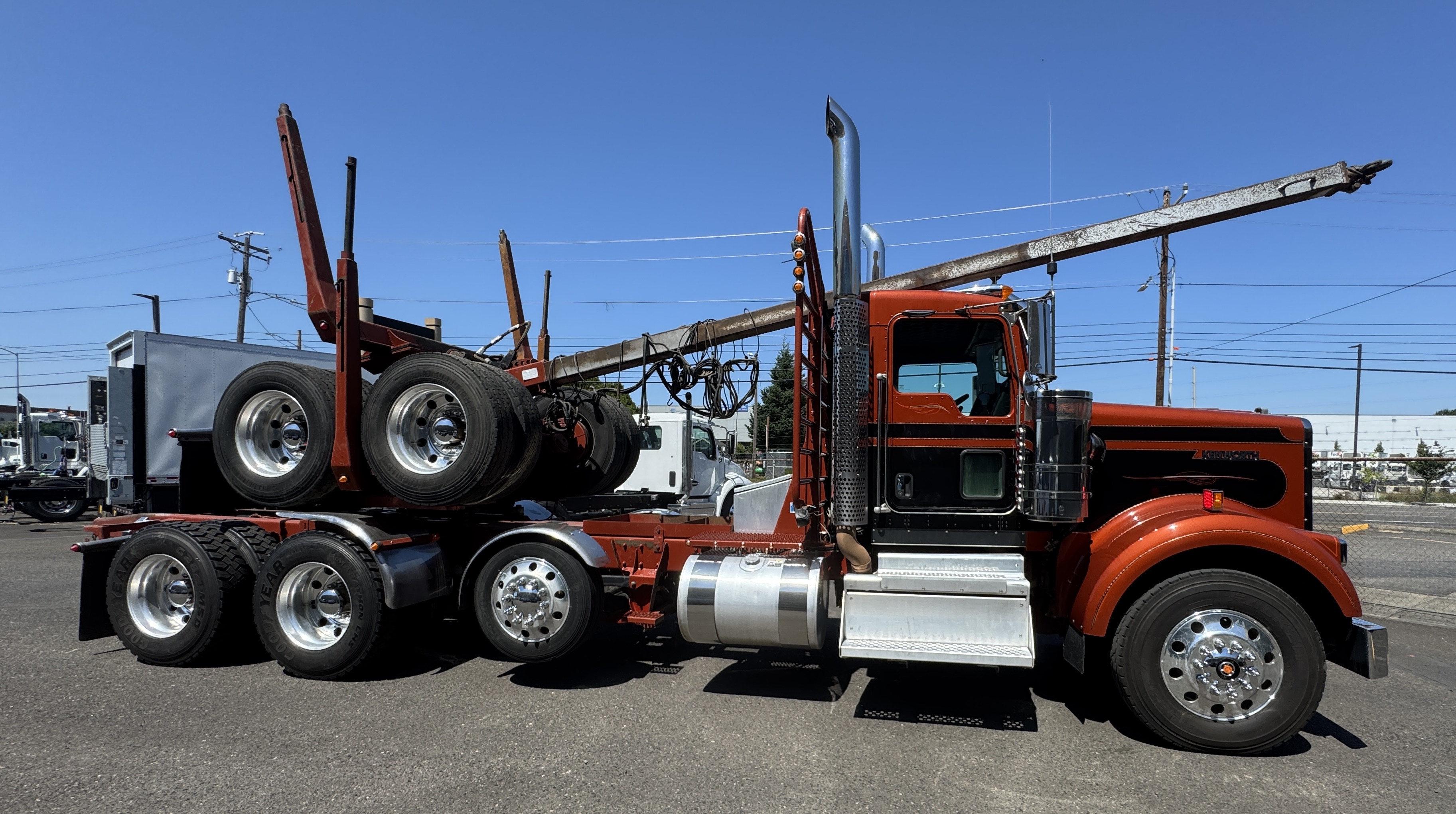 2020 Kenworth W900
