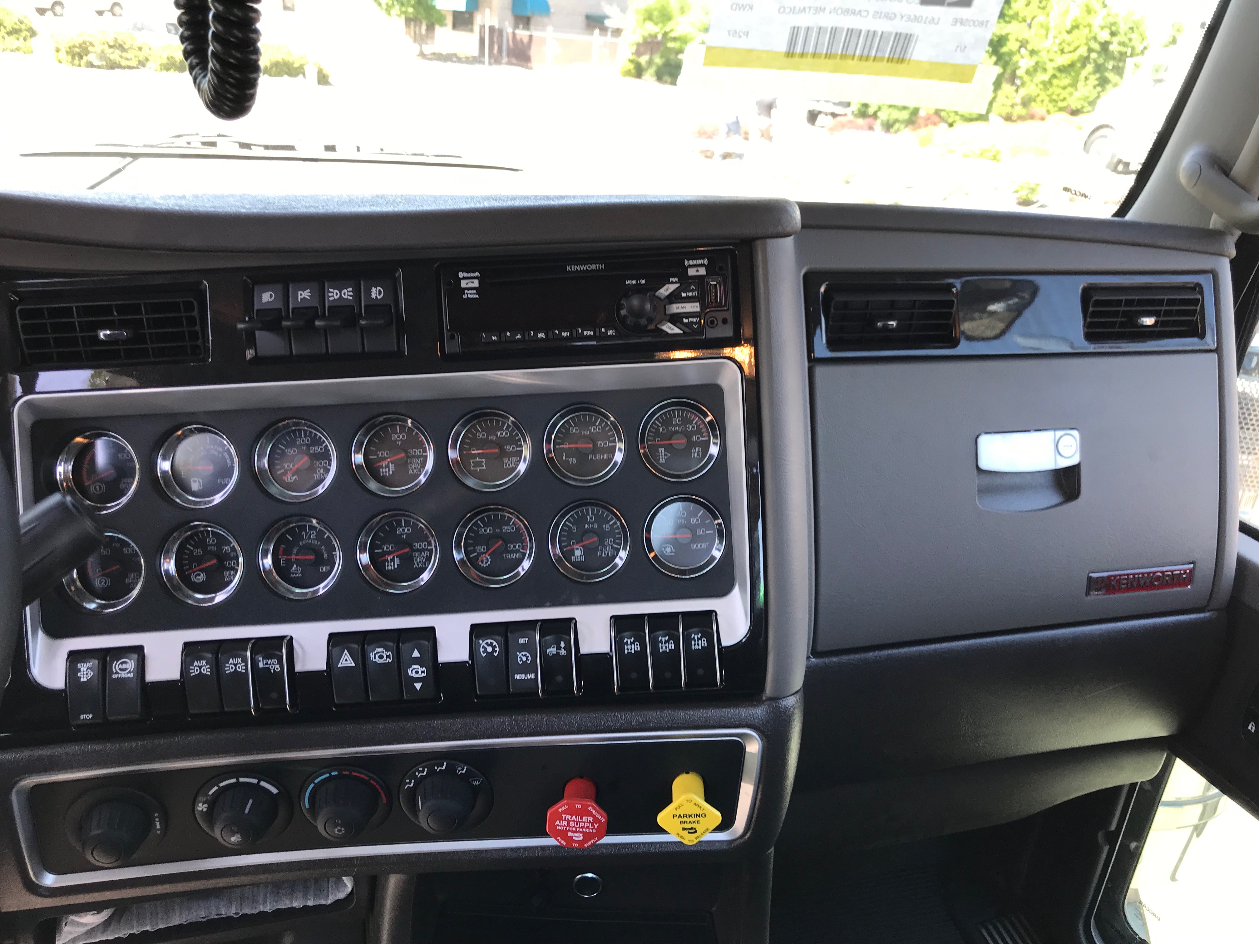 2020 Kenworth T800