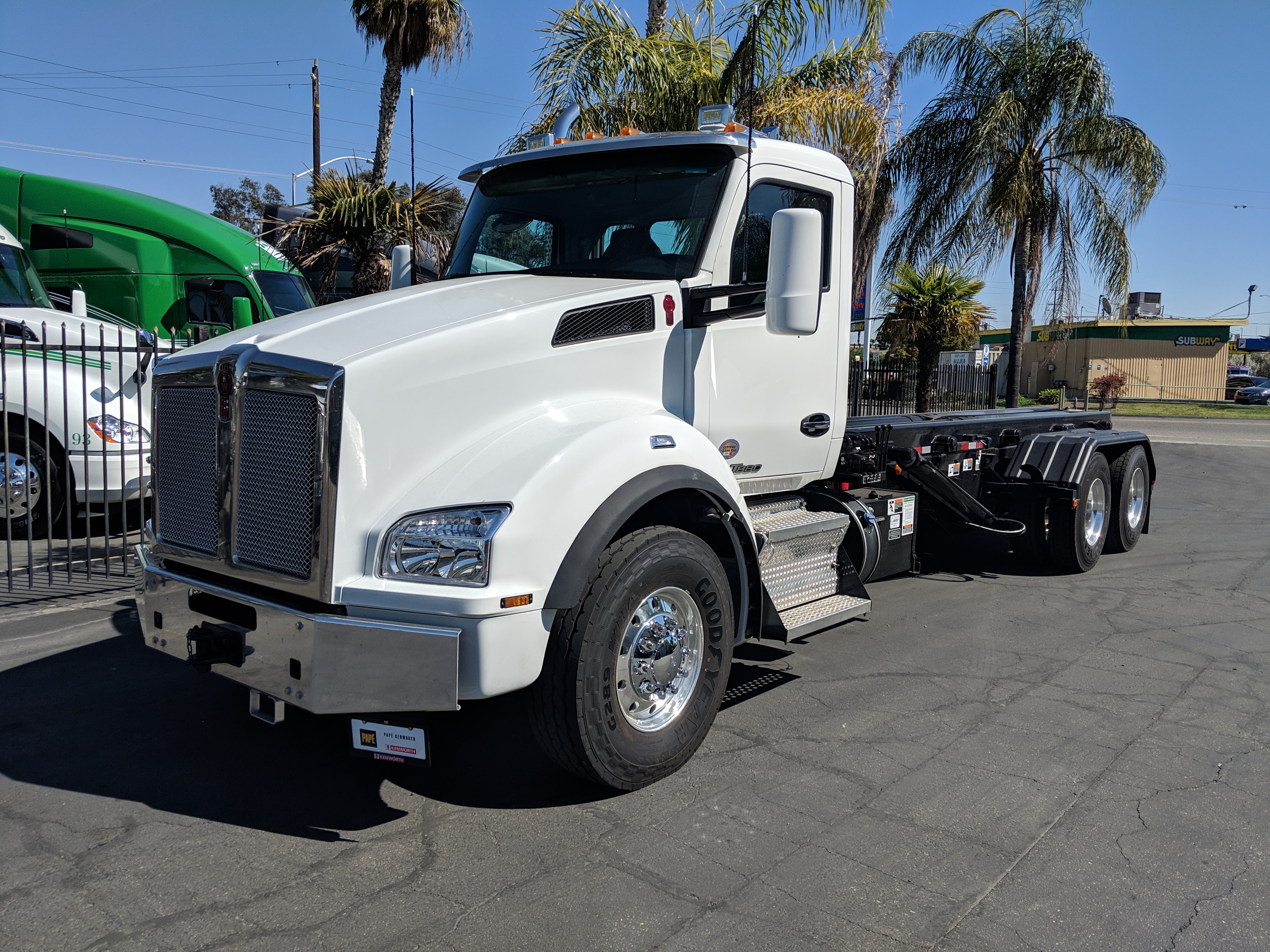 2020 Kenworth T880