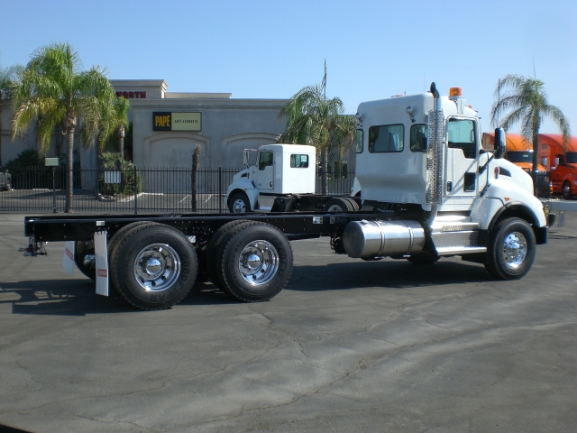 2022 Kenworth T440
