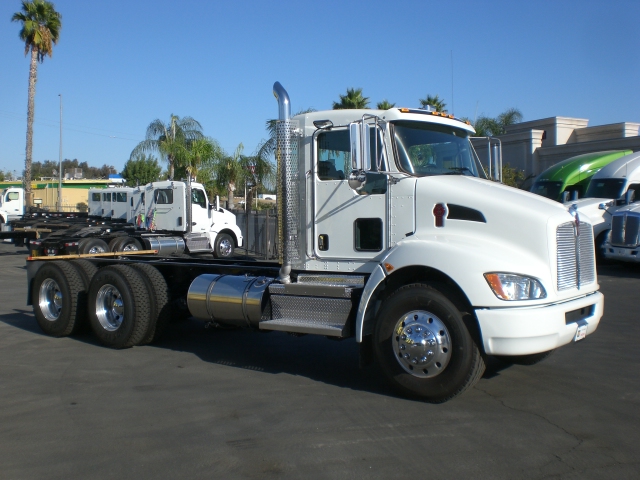 2020 Kenworth T370