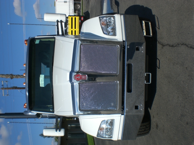 2024 Kenworth T880