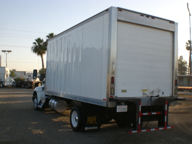 2013 Kenworth T270