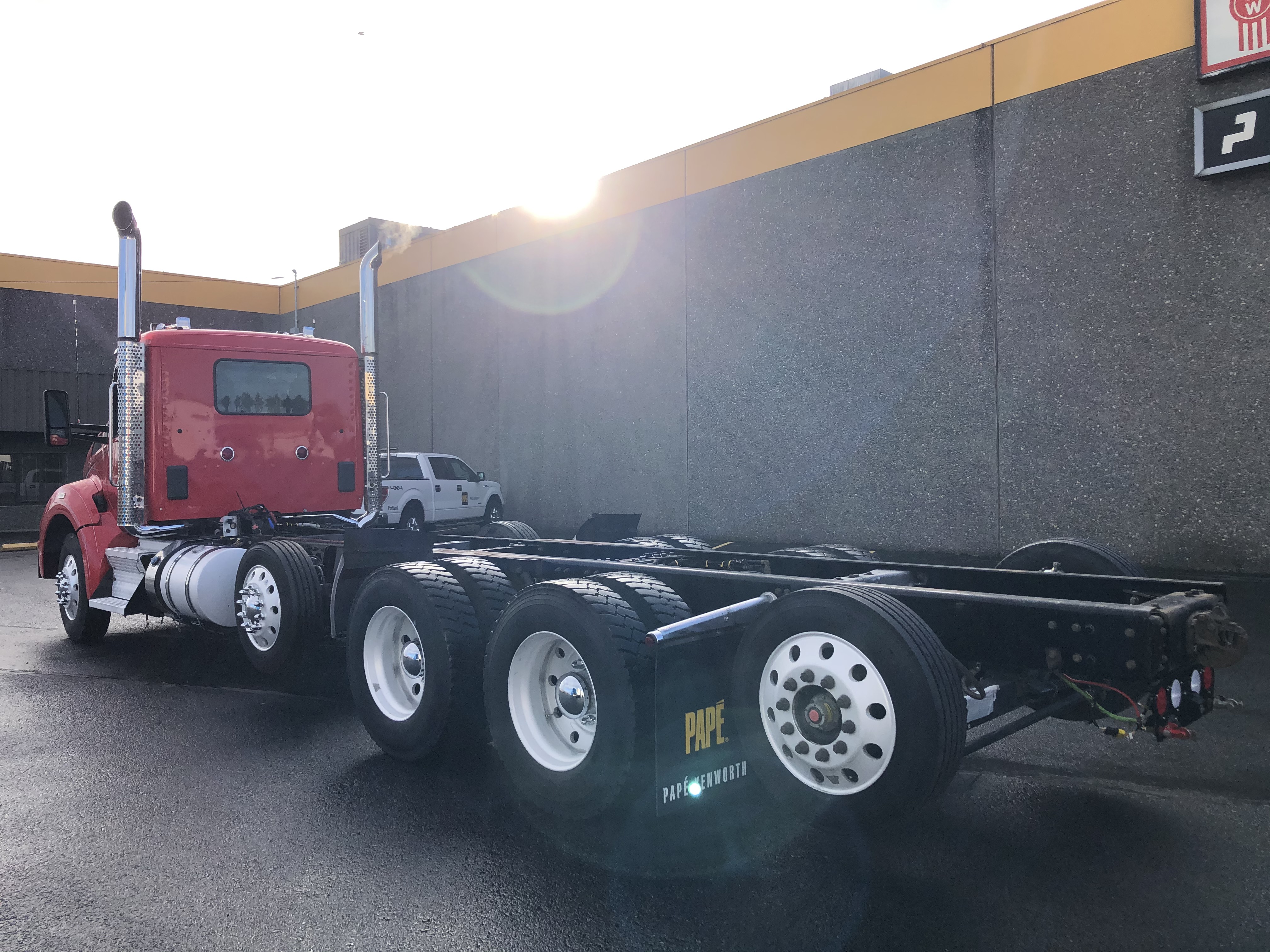 2017 Kenworth T880