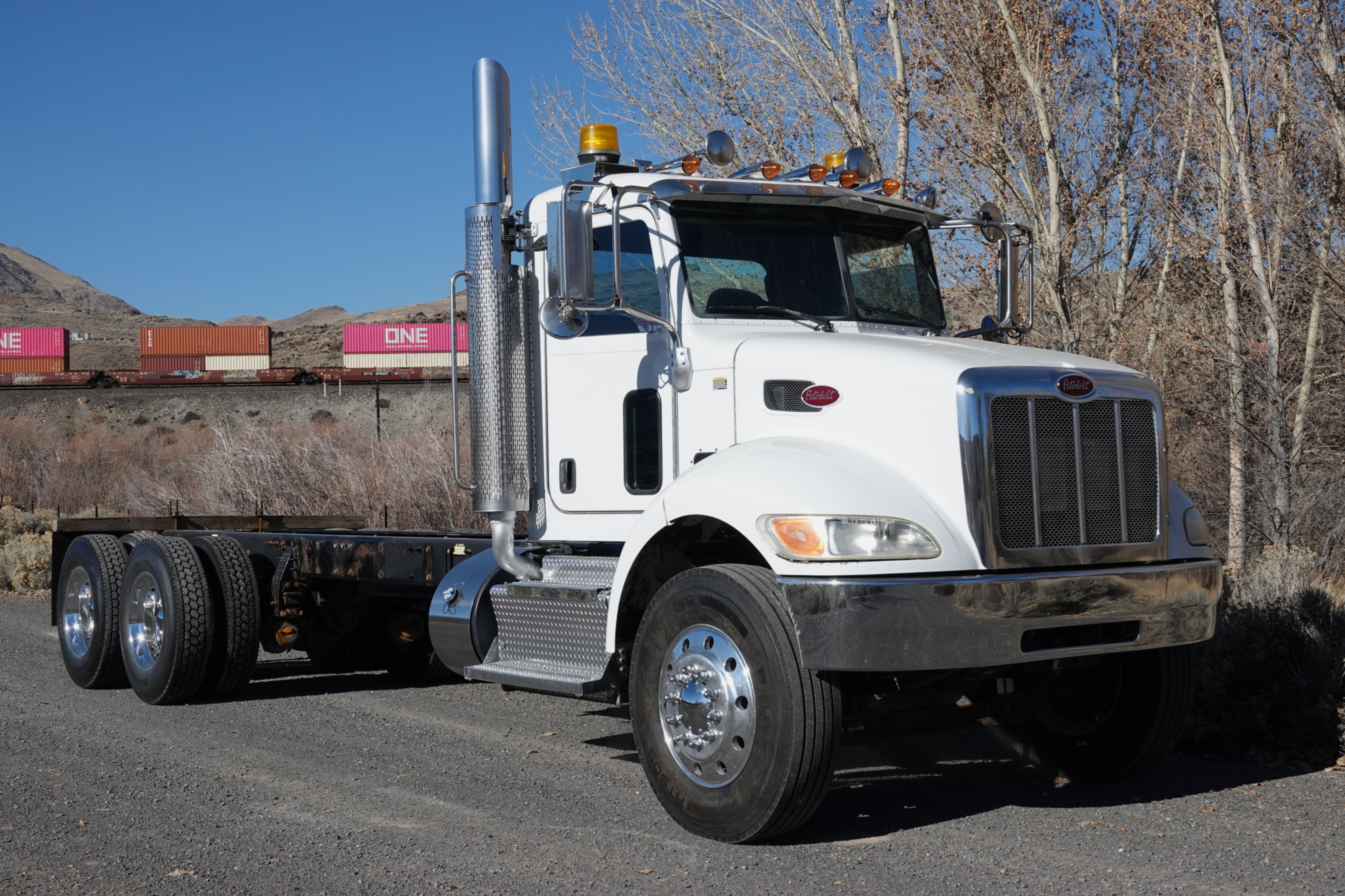 2013 Peterbilt 348