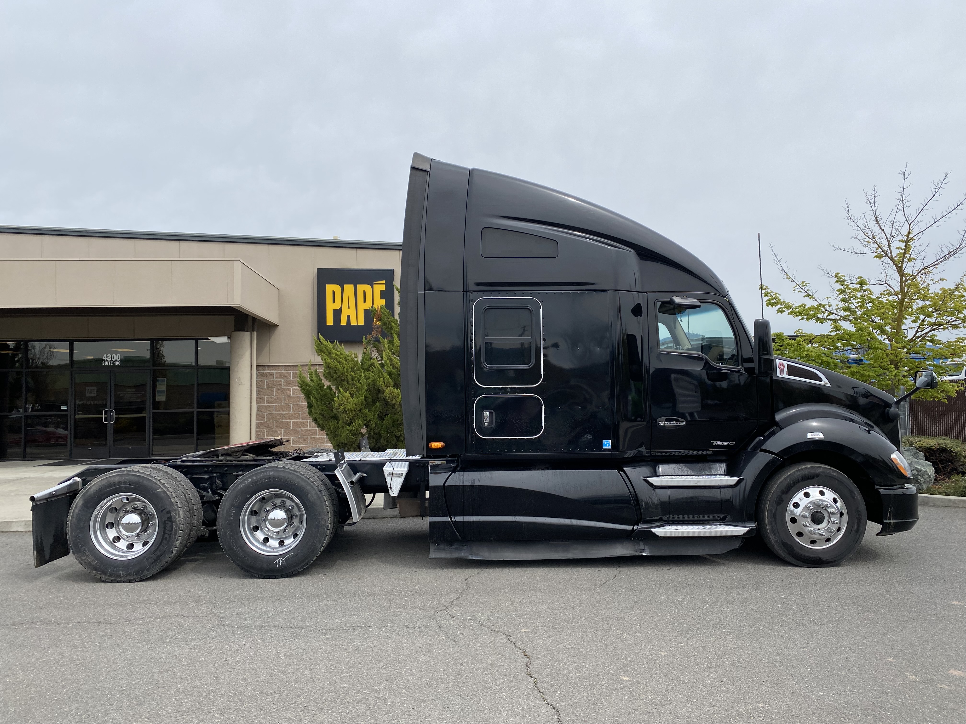 2017 Kenworth T680