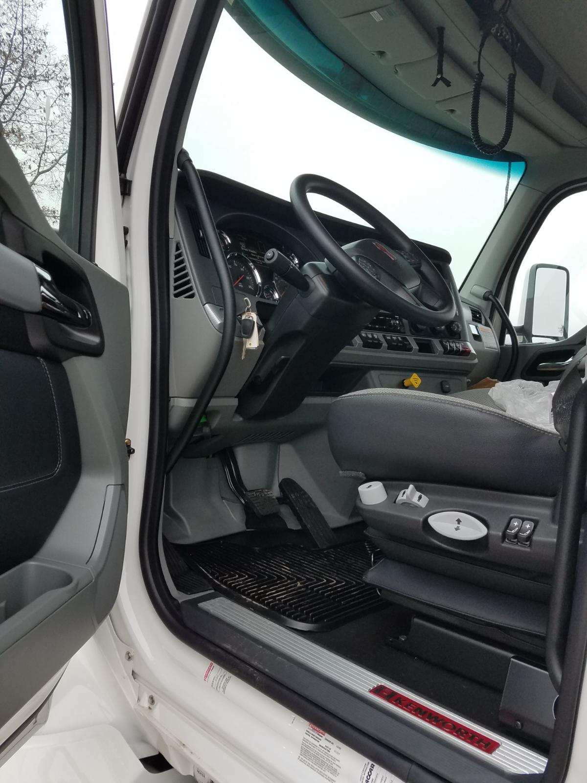 2020 Kenworth T880