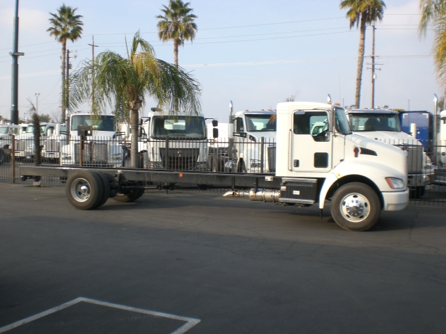 2020 Kenworth T270