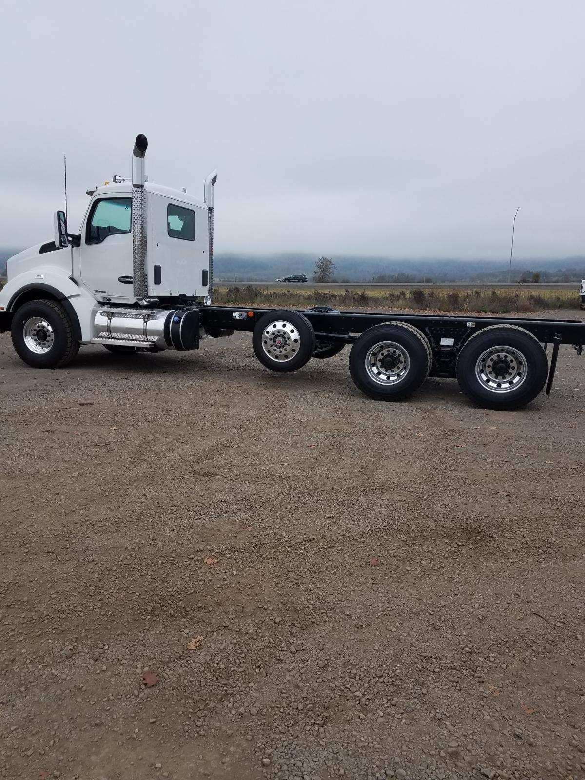 2020 Kenworth T880