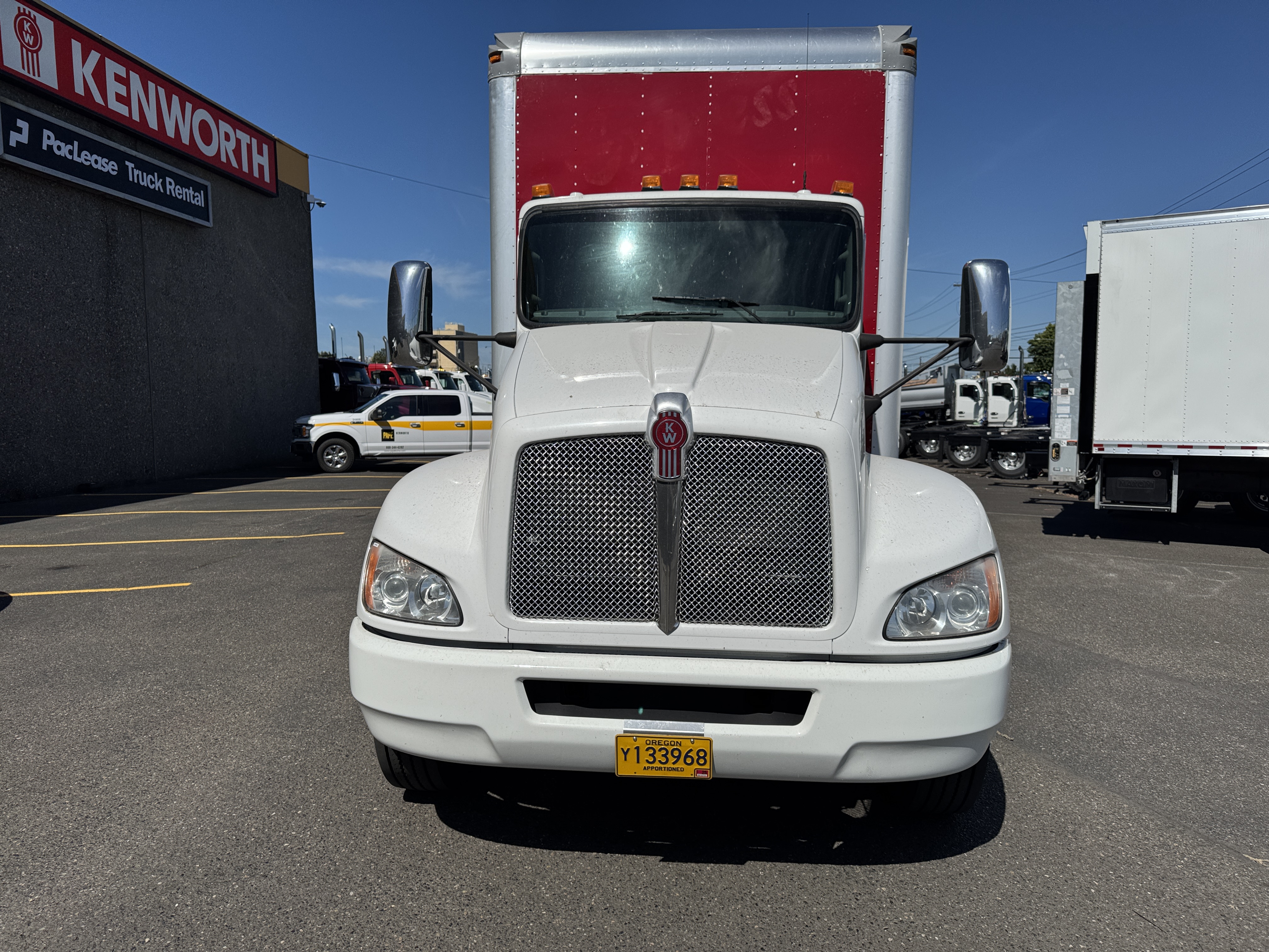 2018 Kenworth T270