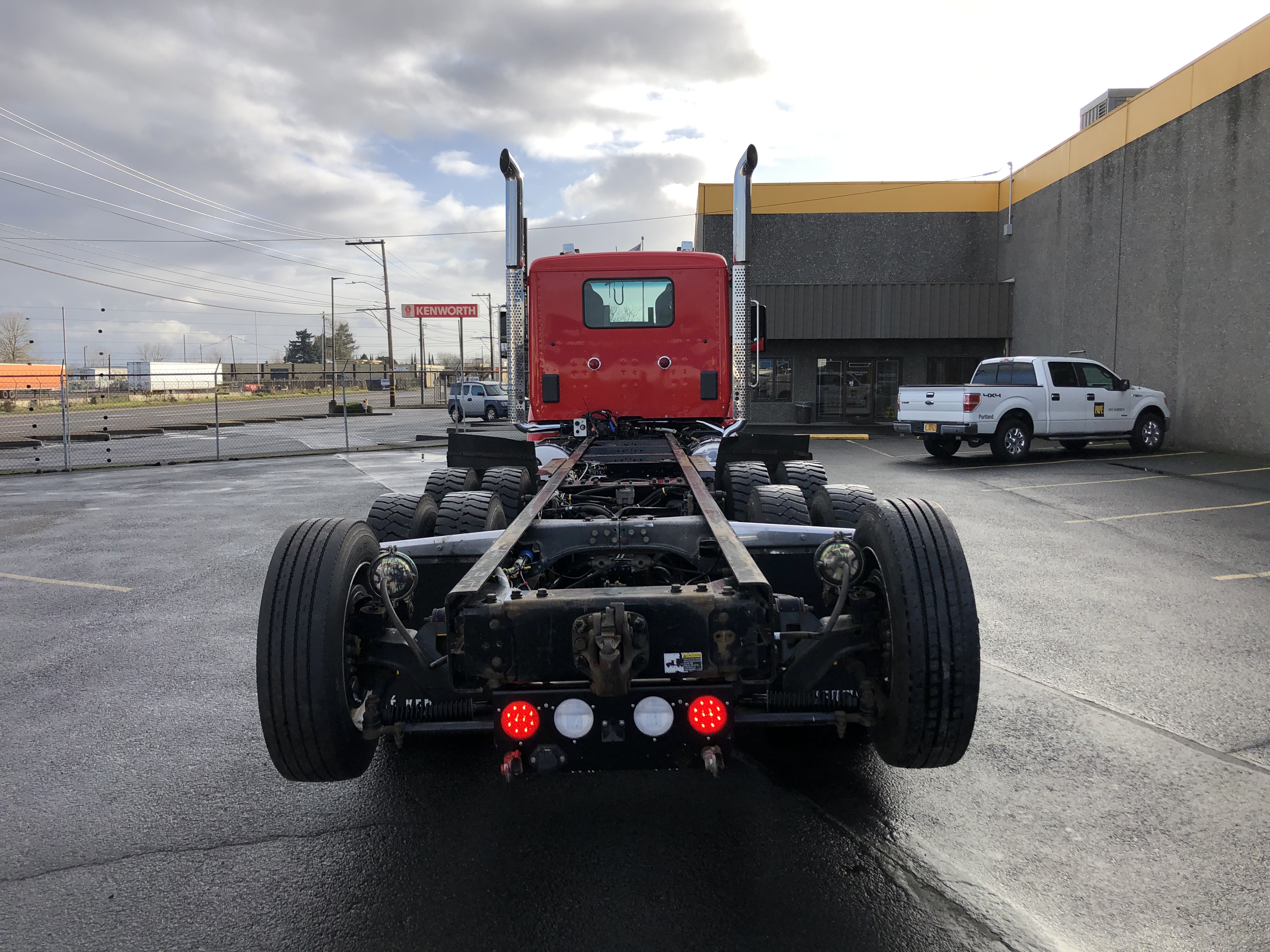 2017 Kenworth T880