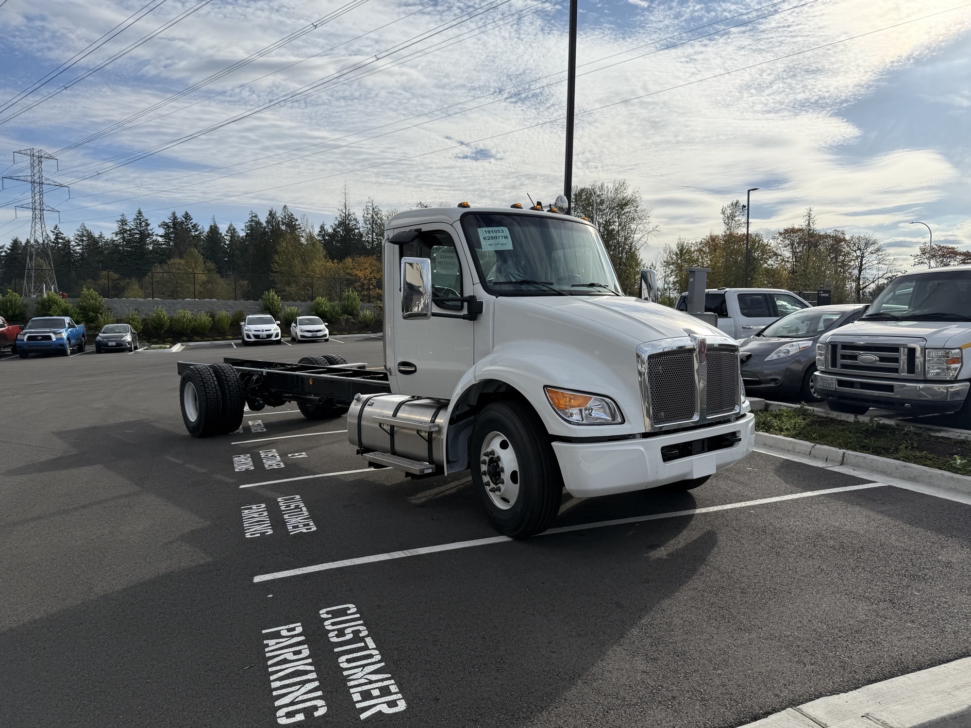 2025 Kenworth T280