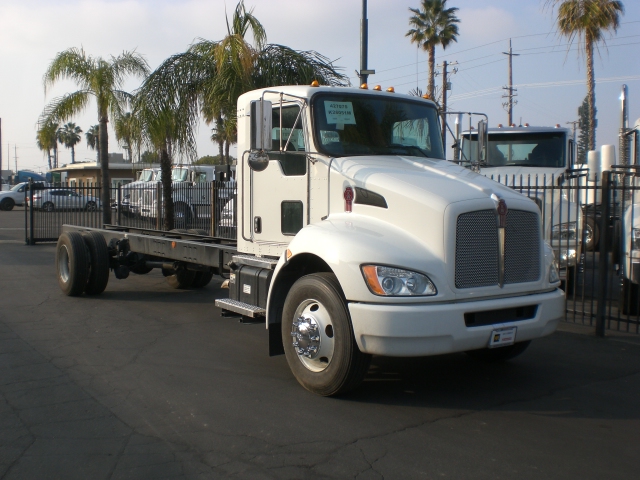 2020 Kenworth T270