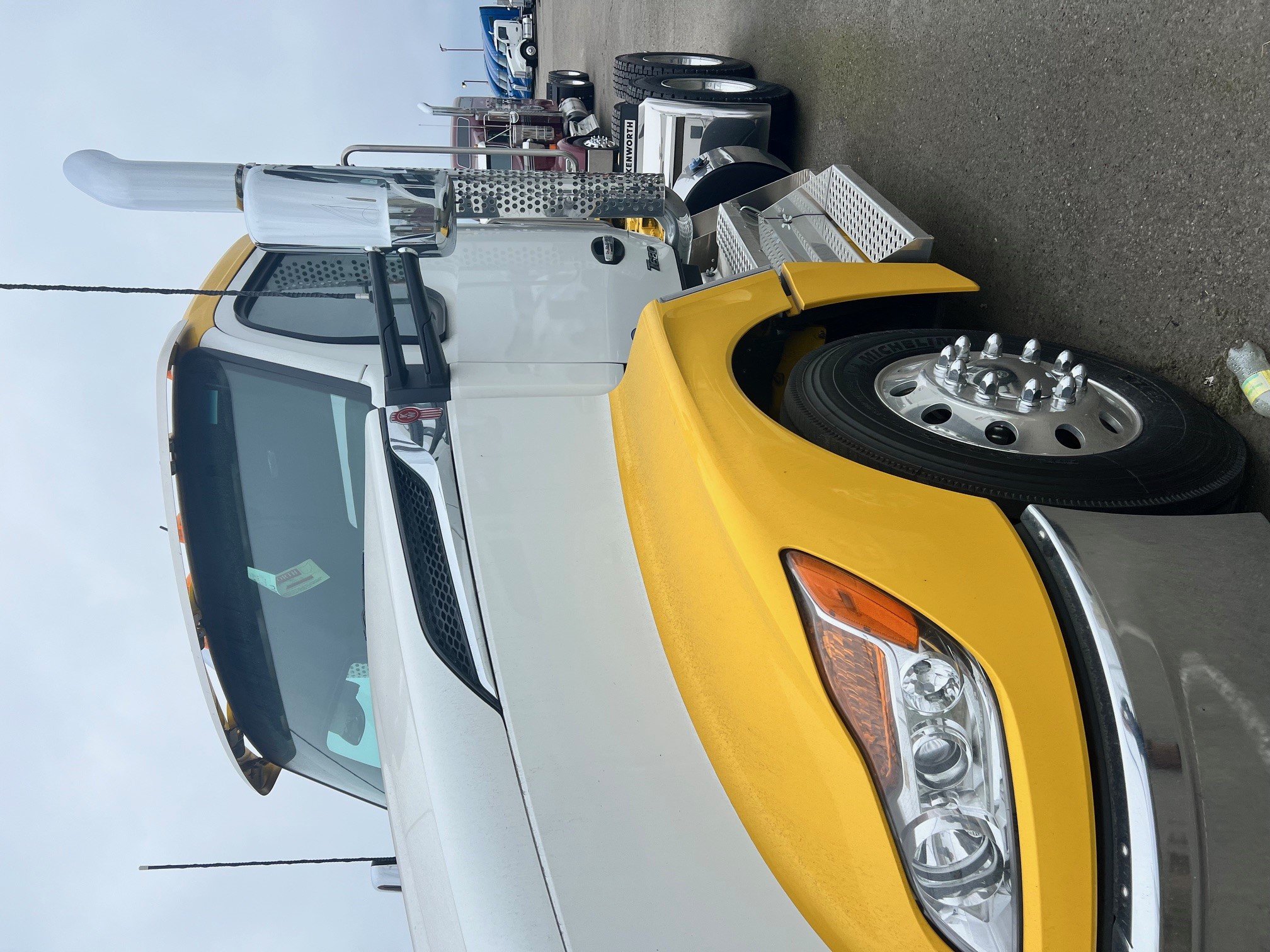 2024 Kenworth T680 Papé Kenworth