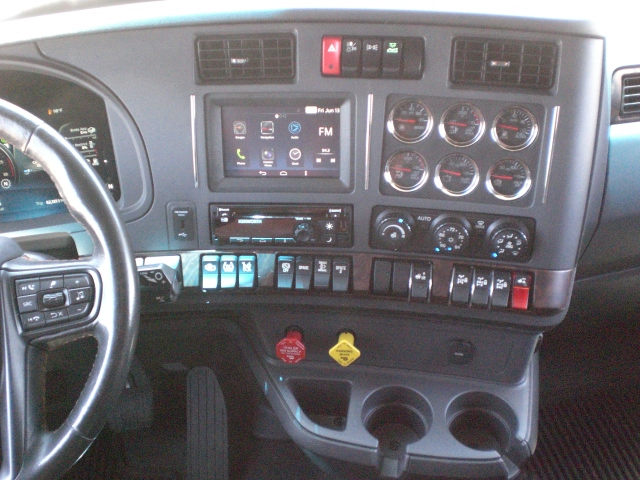 2023 Kenworth T680