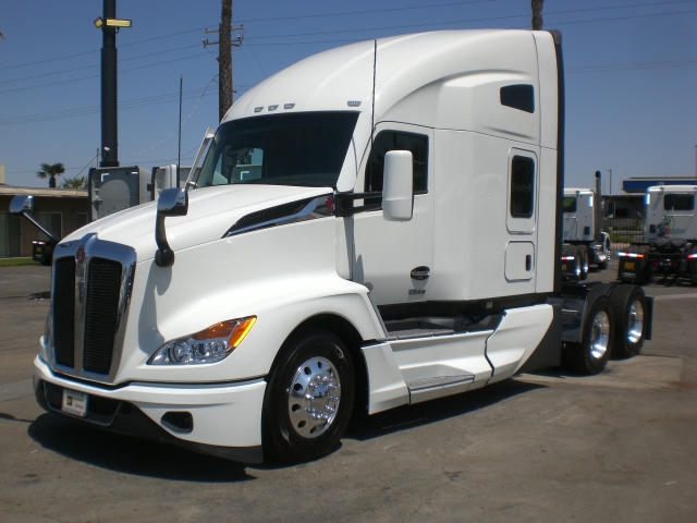 2023 Kenworth T680