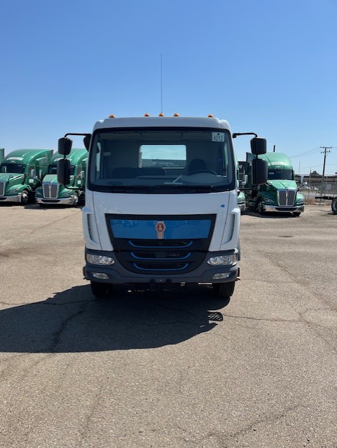 2025 Kenworth K270E