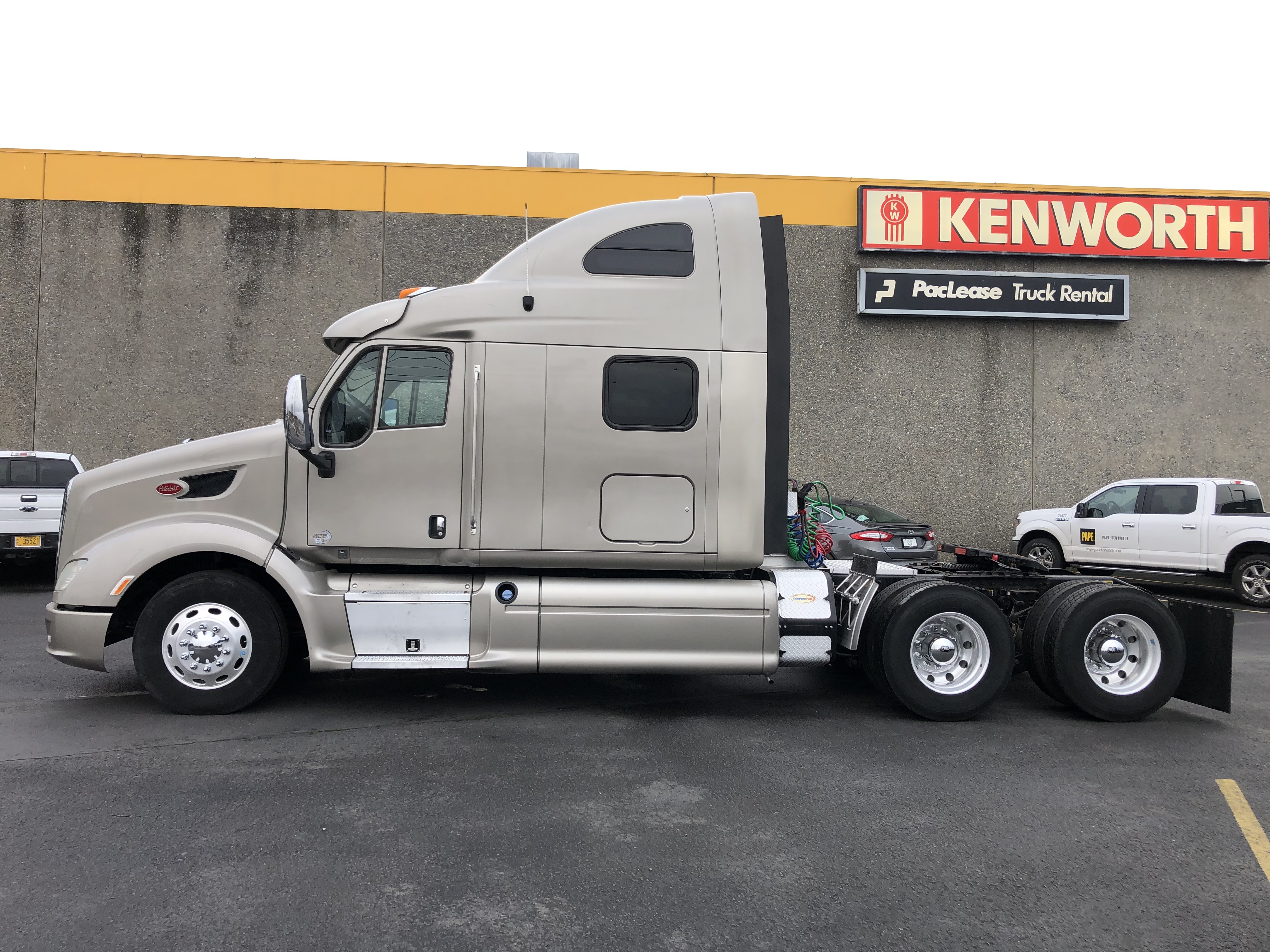 2013 Kenworth PTRB