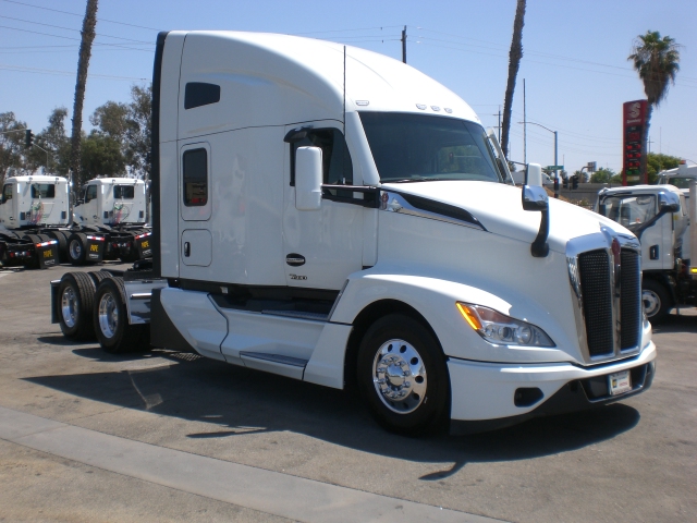 2023 Kenworth T680