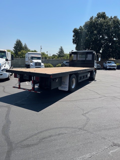 2025 Kenworth K270E