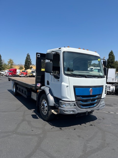 2025 Kenworth K270E