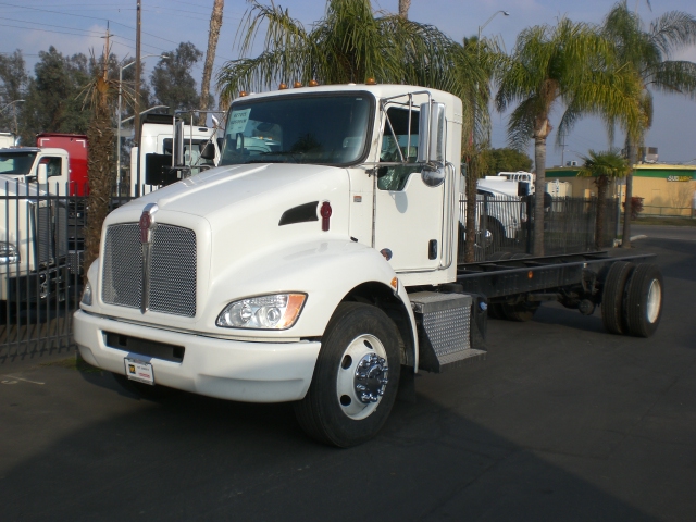 2020 Kenworth T270