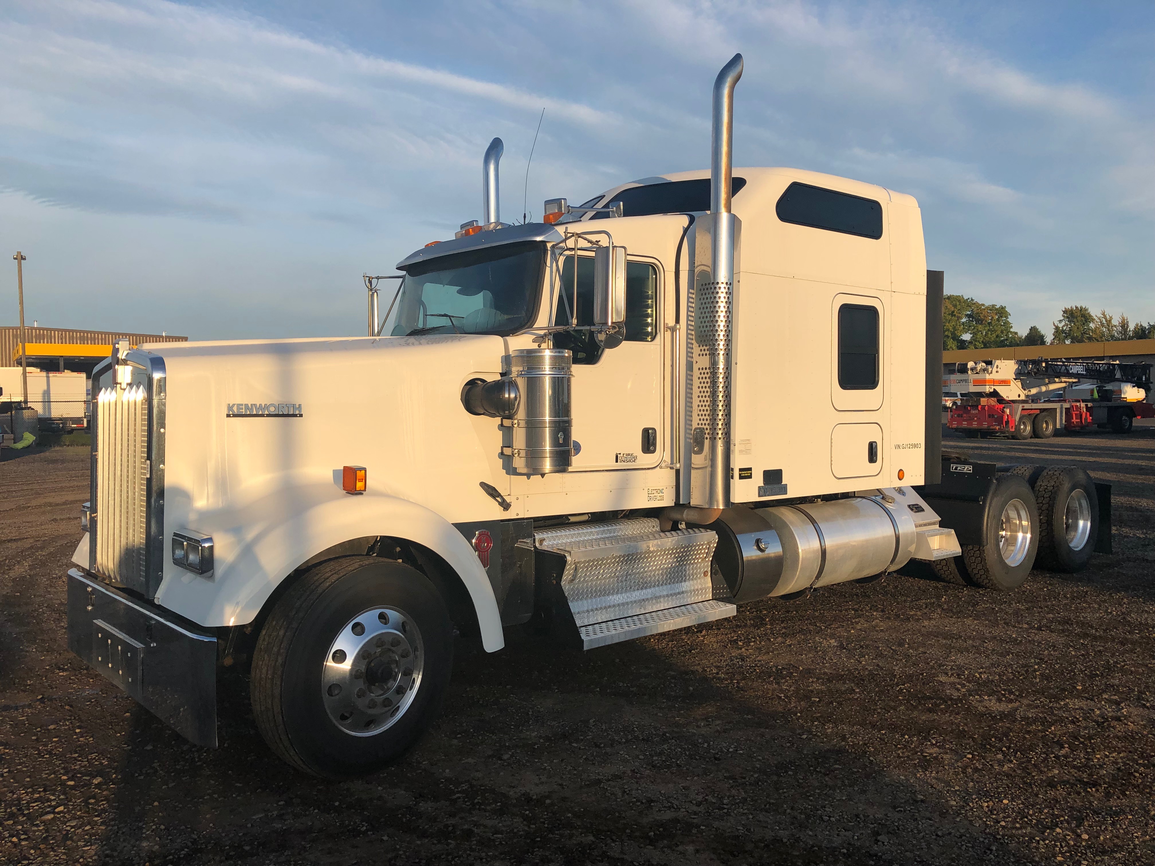 2016 Kenworth W900
