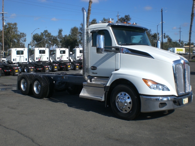 2024 Kenworth T680