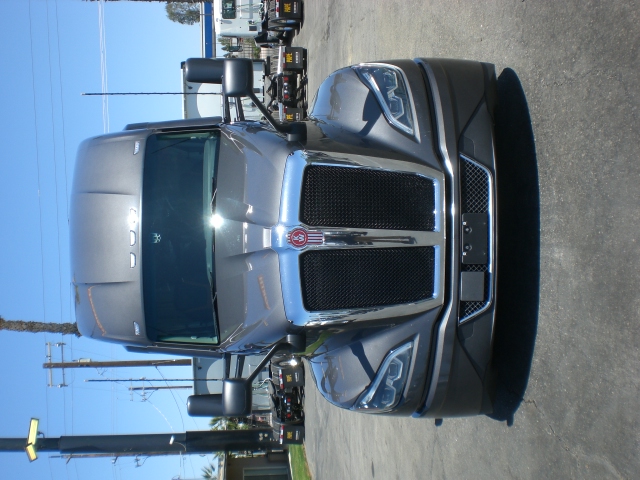 2023 Kenworth T680