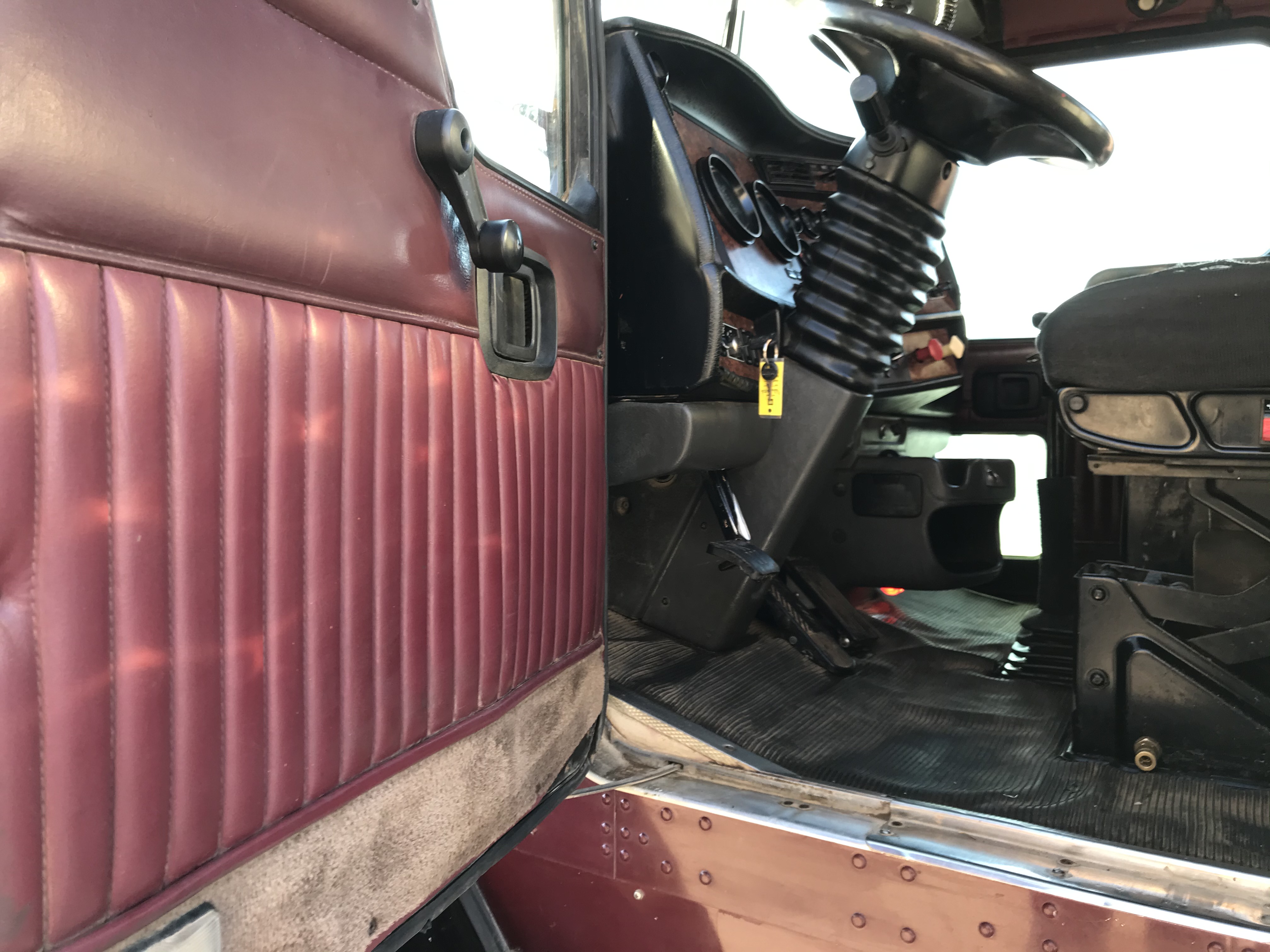 2005 Kenworth T800