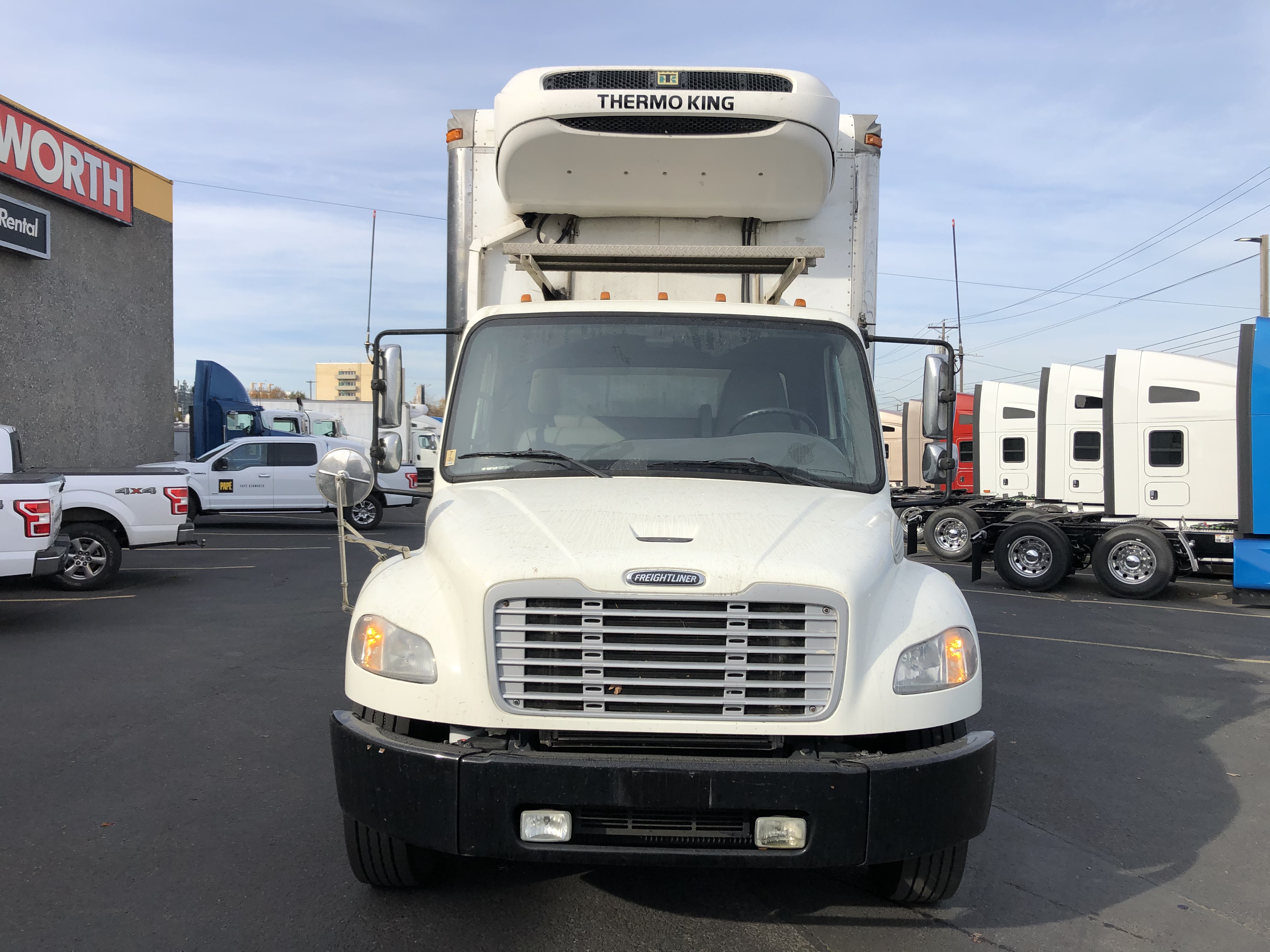 2015 Freightliner M2