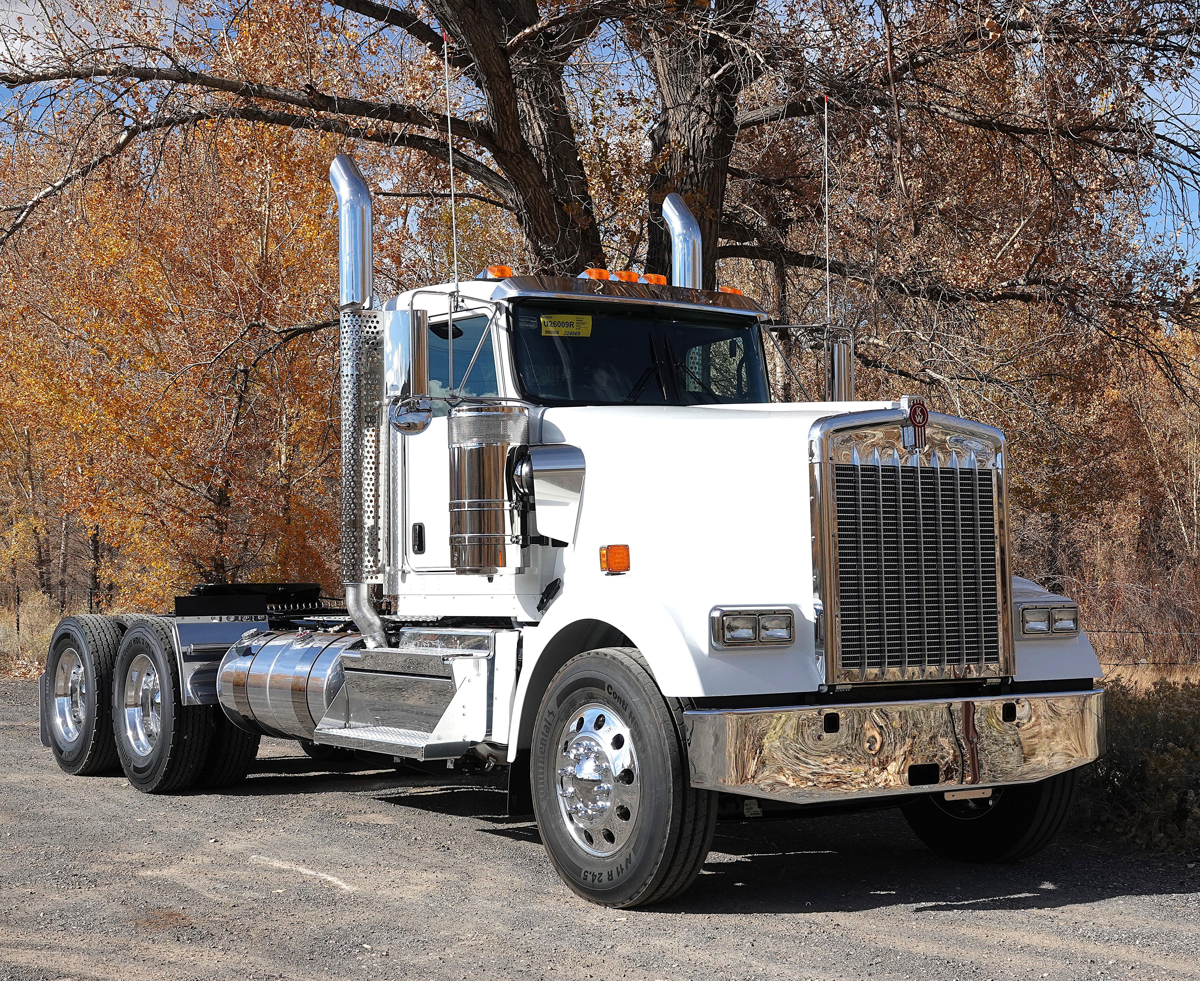 2026 Kenworth W900L