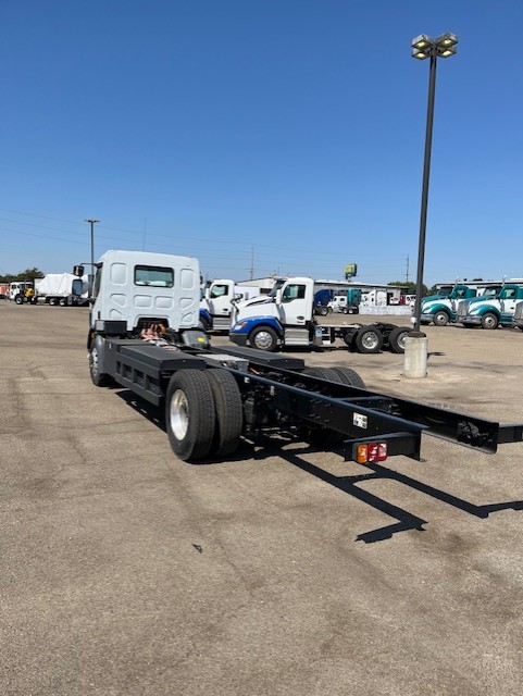 2025 Kenworth K270E