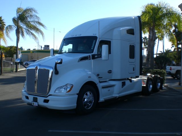 2020 Kenworth T680