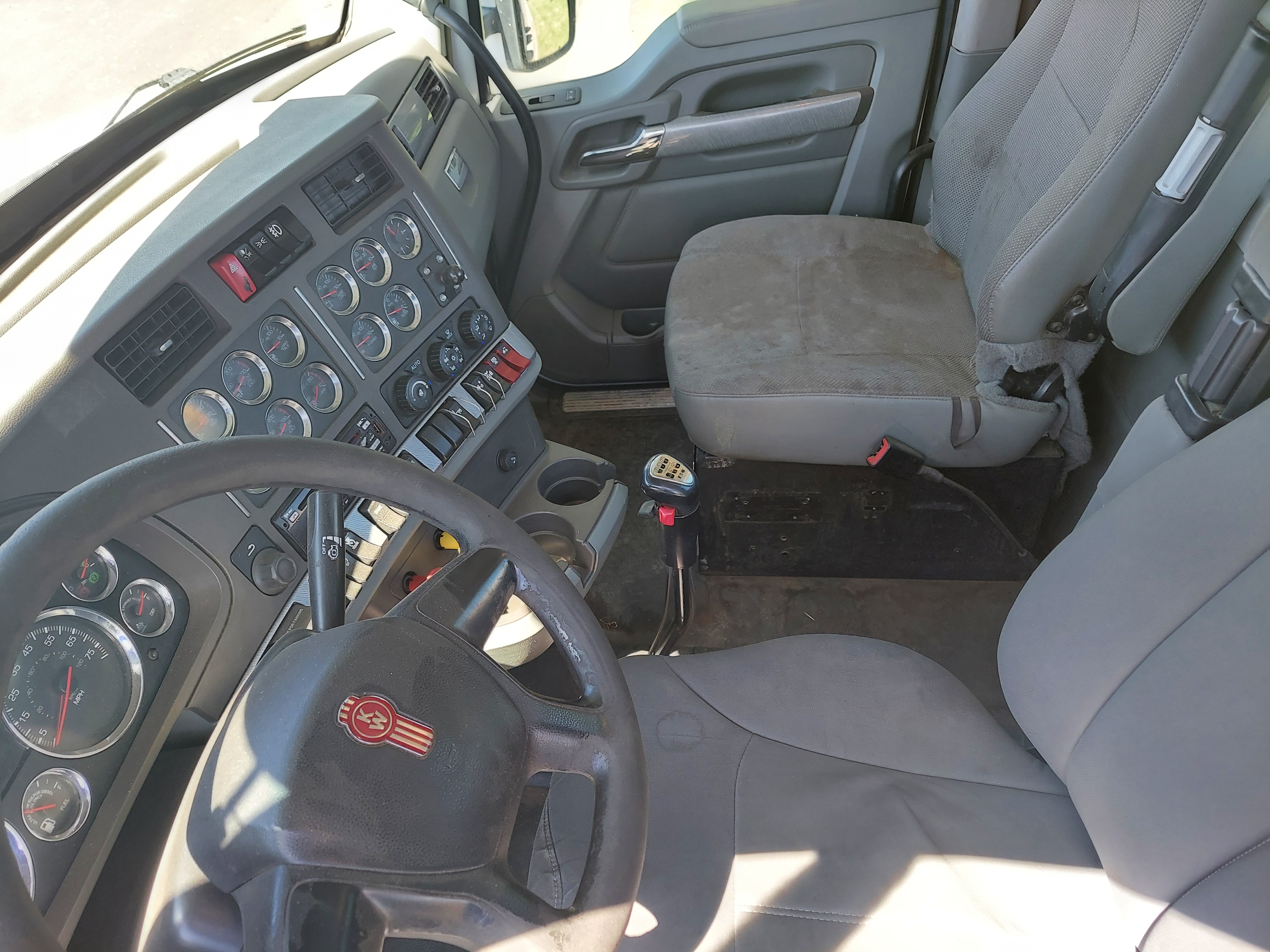 2019 Kenworth T880