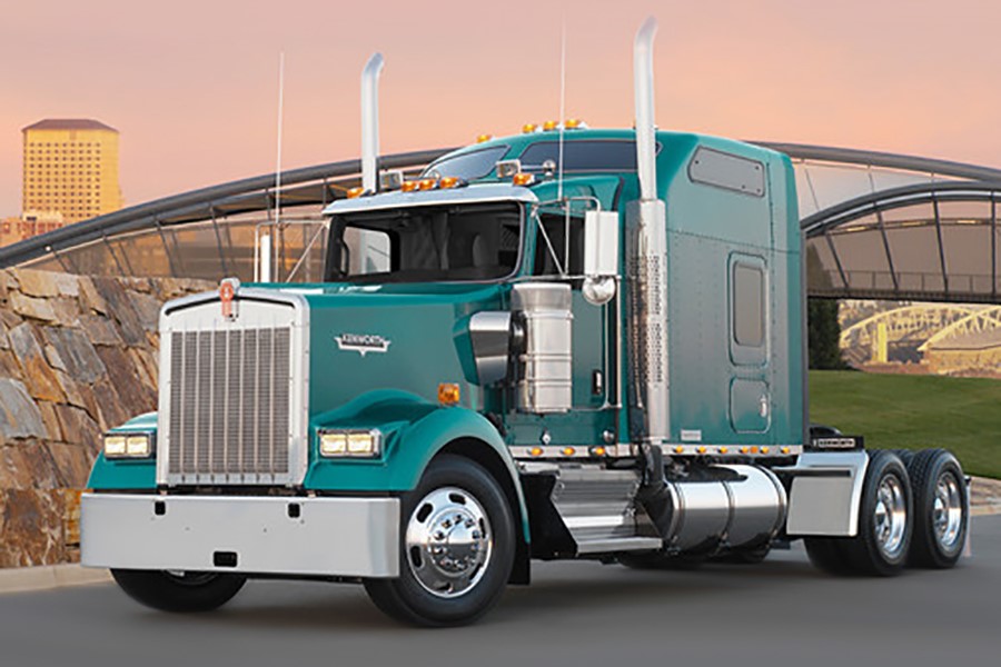 W900