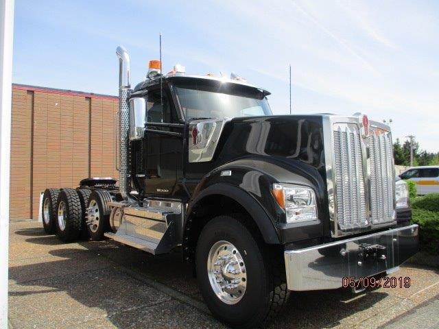 2020 Kenworth W990