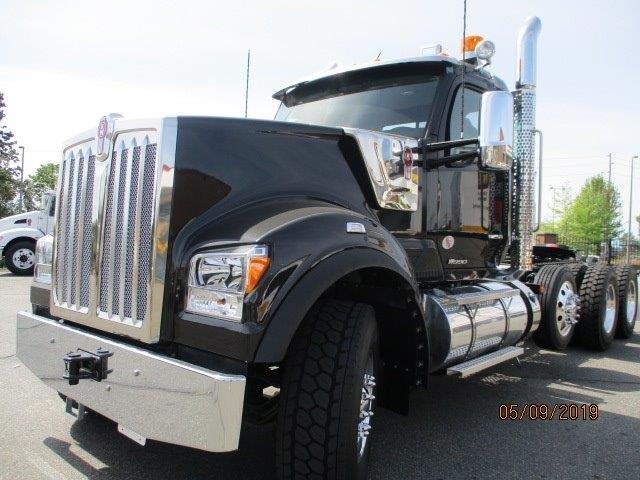 2020 Kenworth W990