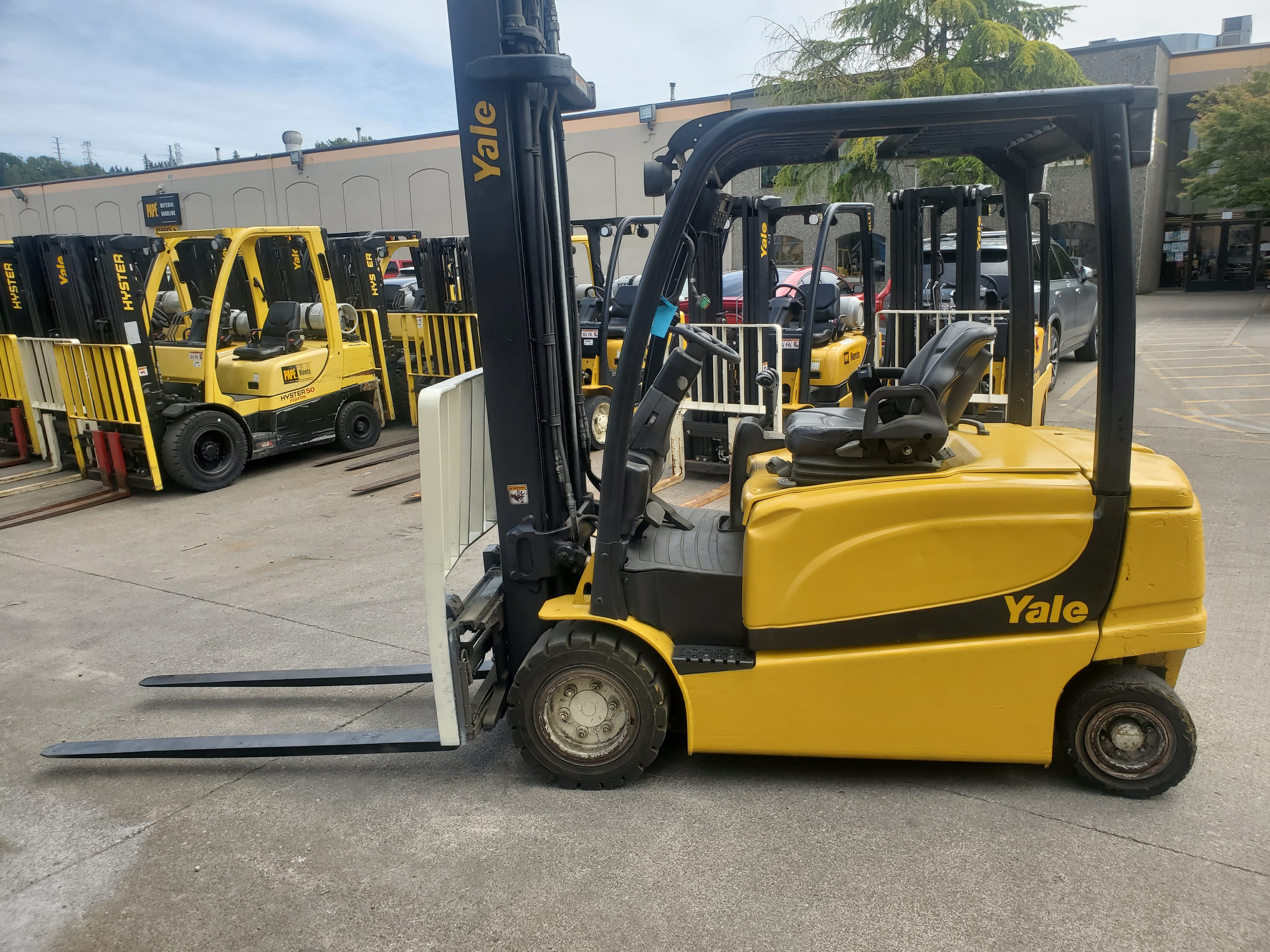 2011 Yale® ERP050