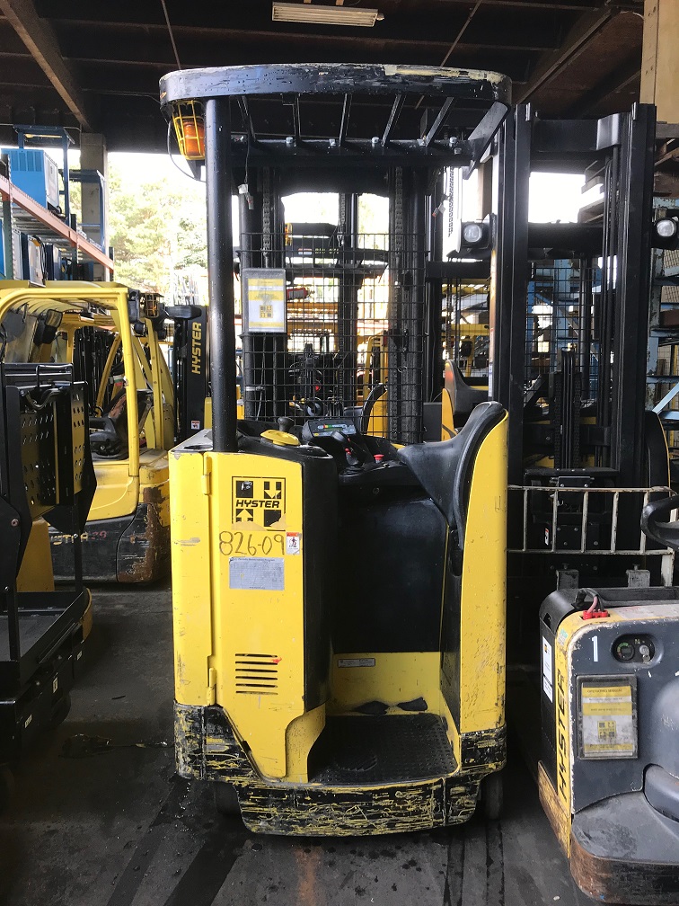 2012 Yale NR040